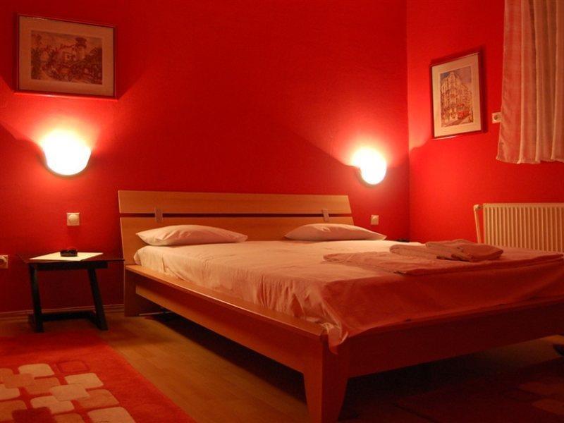 Hotel Aldi Cagllavice Bagian luar foto