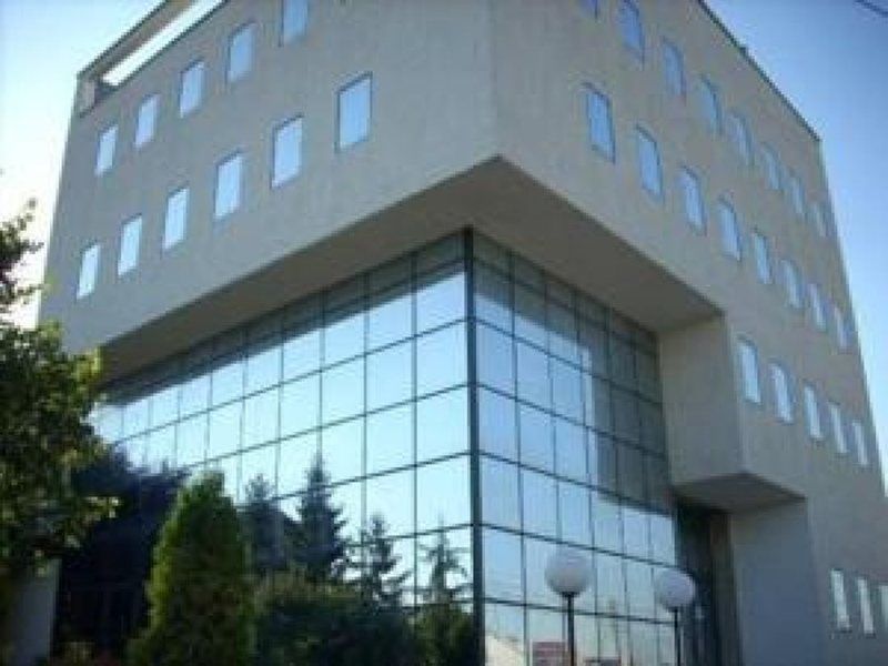 Hotel Aldi Cagllavice Bagian luar foto