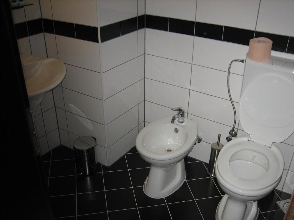 Hotel Aldi Cagllavice Ruang foto